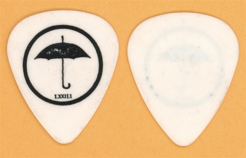 Angels airwaves tom - &,