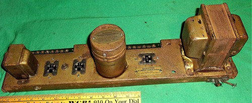 Amplificatore/alimentatore