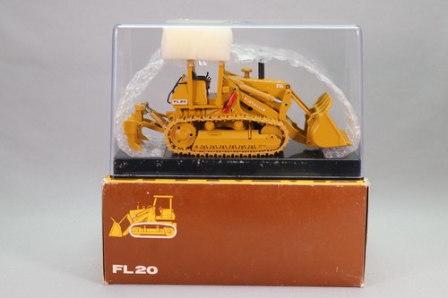 Ll271 old cars engin - old,