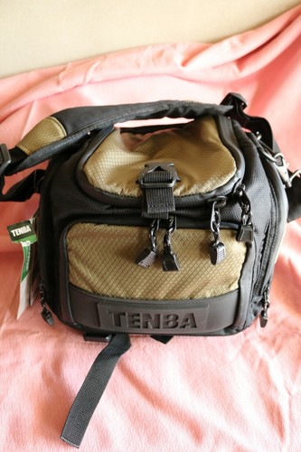 Tenba shootout 632 601 - tenba,