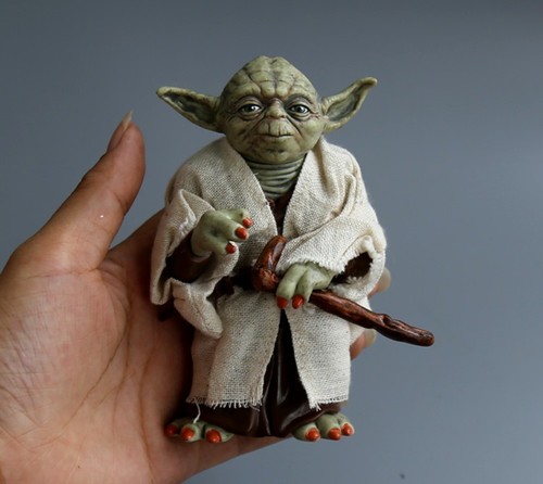 Star wars yoda action figure - star,