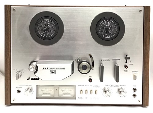 Registratore nastro vintage - a,