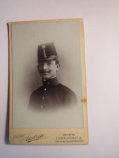 Vienna - Soldato? con barba in