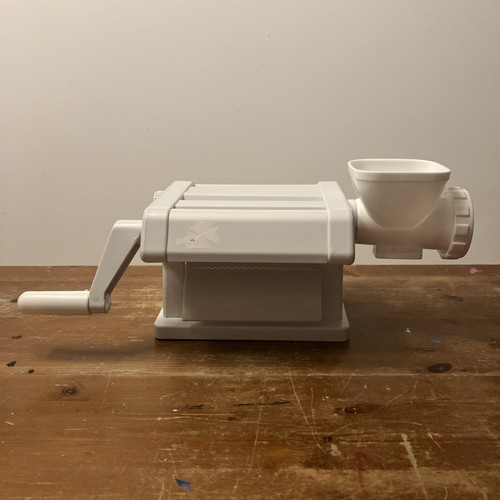 Pasta maker machine - maker,