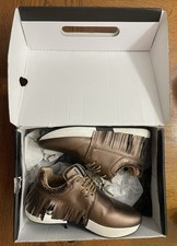 Shu Shop Sneakers Pepa 229