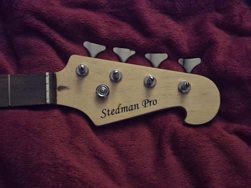Collo per chitarra basso