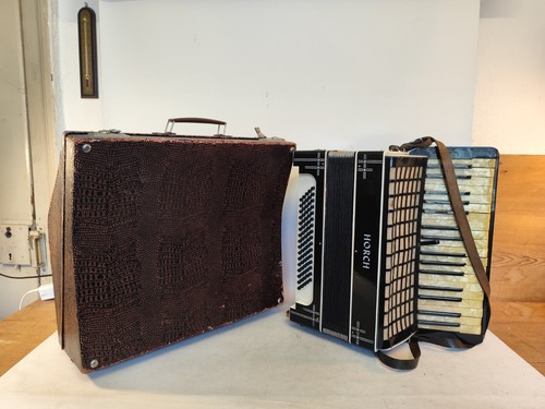 Horch fisarmonica comò - , a