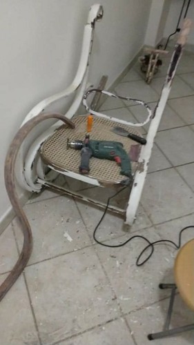 Sedia dondolo legno di - a,
