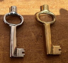  CASSETTA POSTALE  ROSSA POSTE ITALIANE BUCA  LETTERE CHIAVE  UNIVERSALE 