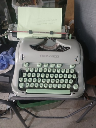 Hermes 3000 typewriter cursive - 3000,