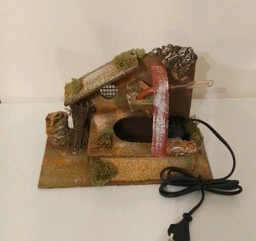 Casetta presepe con - casetta, fontana