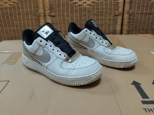 Vecchie scarpe ginnastica - vecchie,