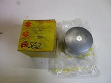 Pistone E562. Motore Suzuki GT