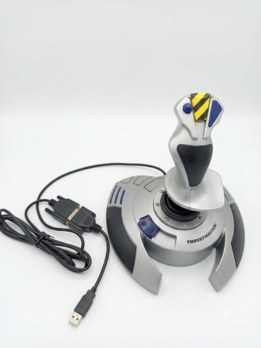 Joystick thrustmaster - thrustmaster, pc