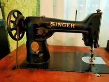 Macchina da cucire antica Singer completa con tavolo a pedale da collezionisti t