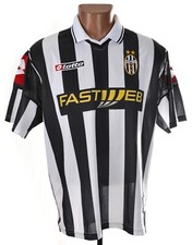 JUVENTUS ITALY 2001/2002 HOME