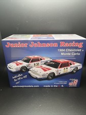 Modellino auto kit Budweiser Junior Johnson Racing 1984 Monte Carlo Salvino’s Jr