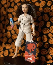 BAMBOLA HORROR PERSONALIZZATA Nancy Thompson Nightmare Elm Street OOAK con telefono Freddy