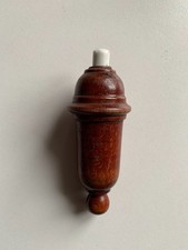 Antico interruttore in legno