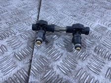 107080 Coppia iniettori Suzuki Burgman 650 Executive Dal 2004 al 2006