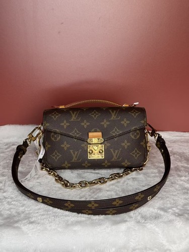 X057 louis vuitton pochette - vuitton,