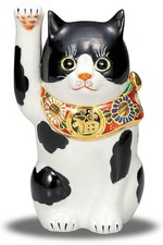 Statuina in porcellana bianca