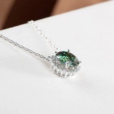 1 Carat Moissanite Pendant