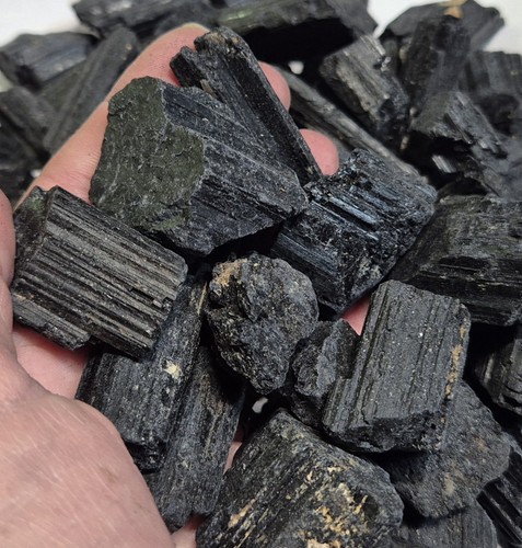 Tormalina nera grezza - 1,