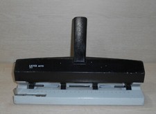 LEITZ AKTO 5114 PERFORATORE REGOLABILE UNIVERSALE 4 FORI 30 FOGLI HOLE PUNCH