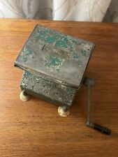 Grattugia Castorina a manovella anni Cinquanta