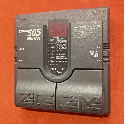 Zoom 505 guitar - zoom, •