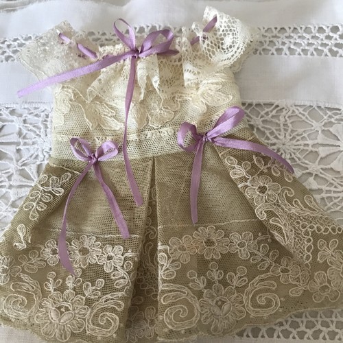 Robe poupée ancienne - poupée,