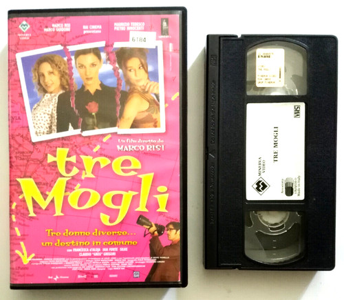 Vhs tre mogli - film, commedia