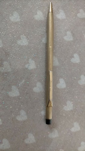 Penna sfera pelikan - a,