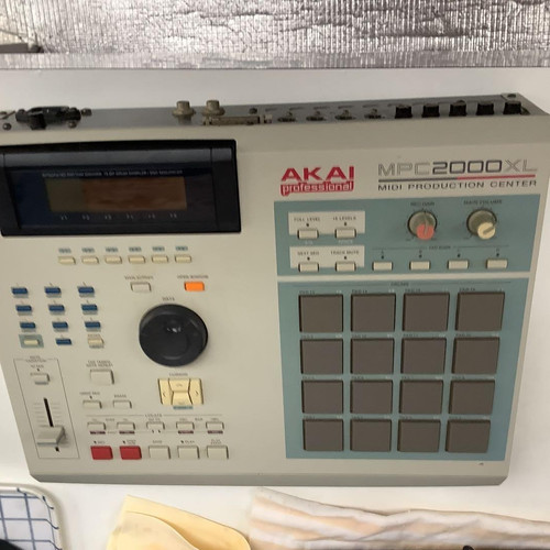 Akai mpc2000xl drum - mpc2000xl, machine