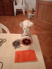 Tritacarne manuale, ( MRCA  PORKET) Prezzo €.58.00 Ritiro A Mano