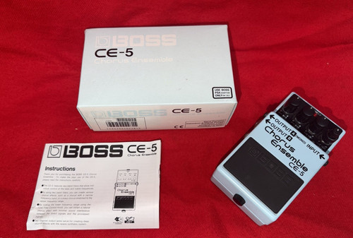 Boss chorus ensemble - ce-5,