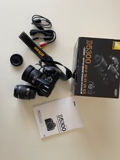 Nikon d5300 nera obiettivi  DX AF-S NIKKOR35mm 1:1.8 G più AF-P 18-55 VR