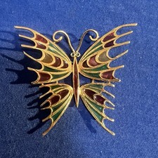 Spilla In Oro Giallo 18kt,raffigurante Grande Farfalla Con Decori In Smalti 24.5