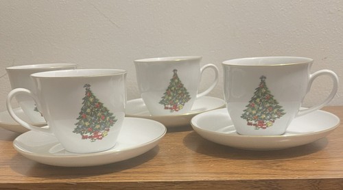 Christmas gold rim cup - gold,