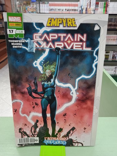 Captain marvel panini - captain, 17