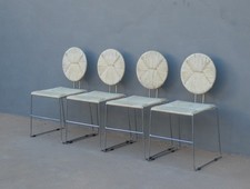 Lotto di quattro sedie in