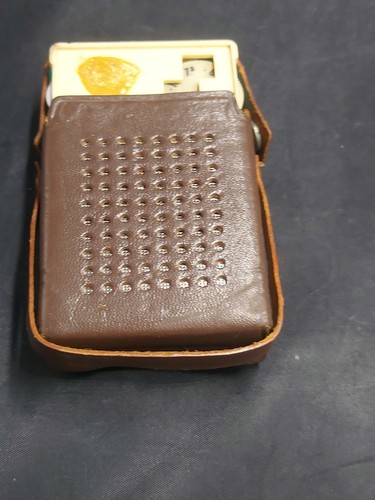 Vintage radio transistor per - vintage,