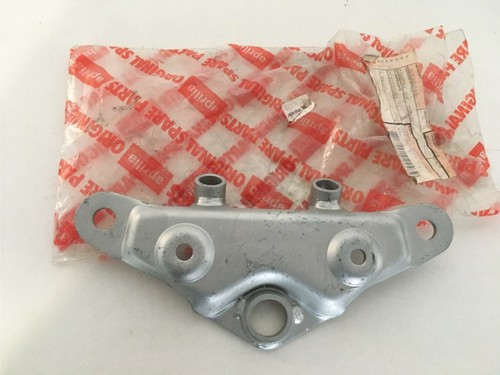 Ap8203621 piastra superiore - piastra,
