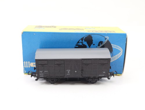 Piko 6449 073 carro - h0,