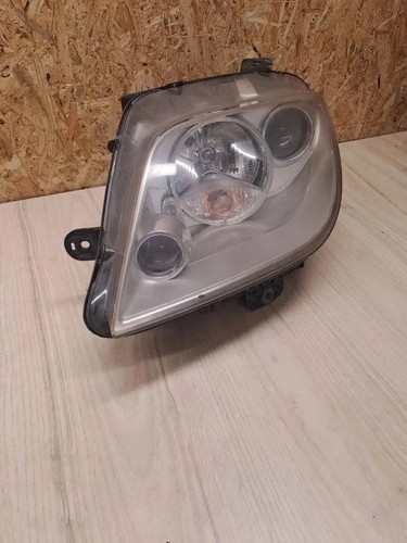 Faro proiettore anteriore