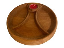 Vassoio In Legno a tre scomparti Porta Candele . Per servire aperitivi.