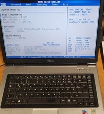 Notebook portatile Fujitsu Siemens Amilo M1450G 2 GB di RAM SENZA HDD e alimentatore