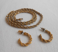 DEMI COLLANA MONET E ORECCHINI