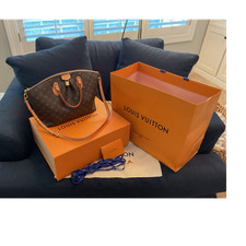 Louis Vuitton Monogram Boetie